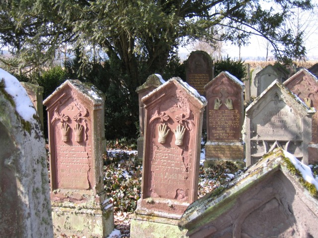 Segnende Hände (Jüdischer Friedhof Baisingen)