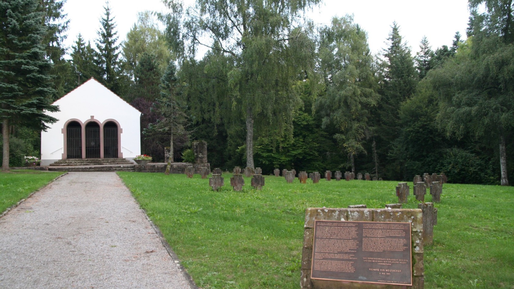 Gesamtansicht KZ-Friedhof Schörzingen