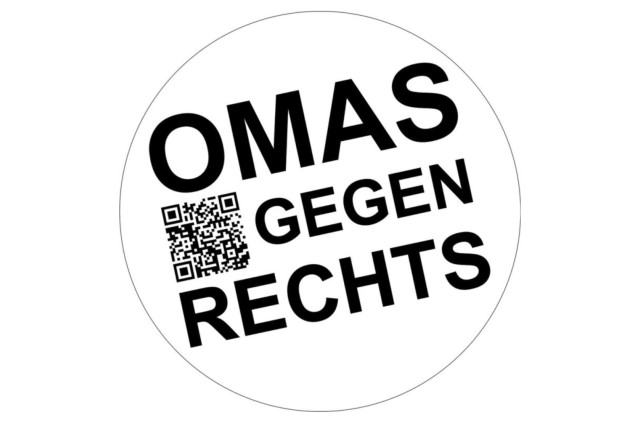 Die "Omas gegen rechts" stellen sich vor.
